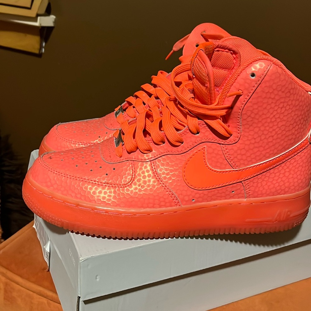 Pink Nike high Tol